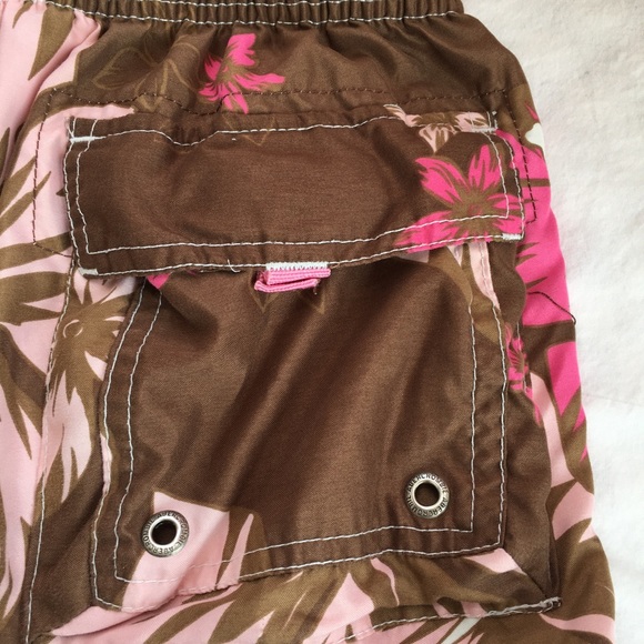 Abercrombie & Fitch Floral Tugger Board Shorts, L - Picture 5 of 8